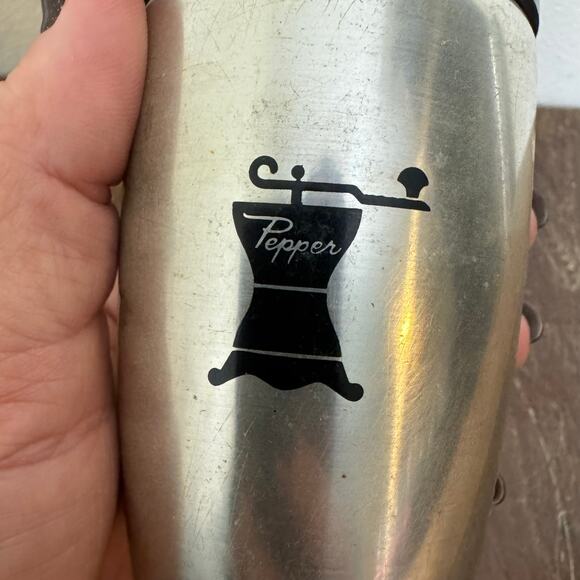 Vintage West Bend Aluminum Pepper Shaker REPLACEMENT Read - Picture 4 of 11